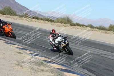 media/Dec-04-2025-Racers Edge (Thu) [[5ebc9f124d]]/3-B Group/7-Session 4 (Turn 10 Inside)/